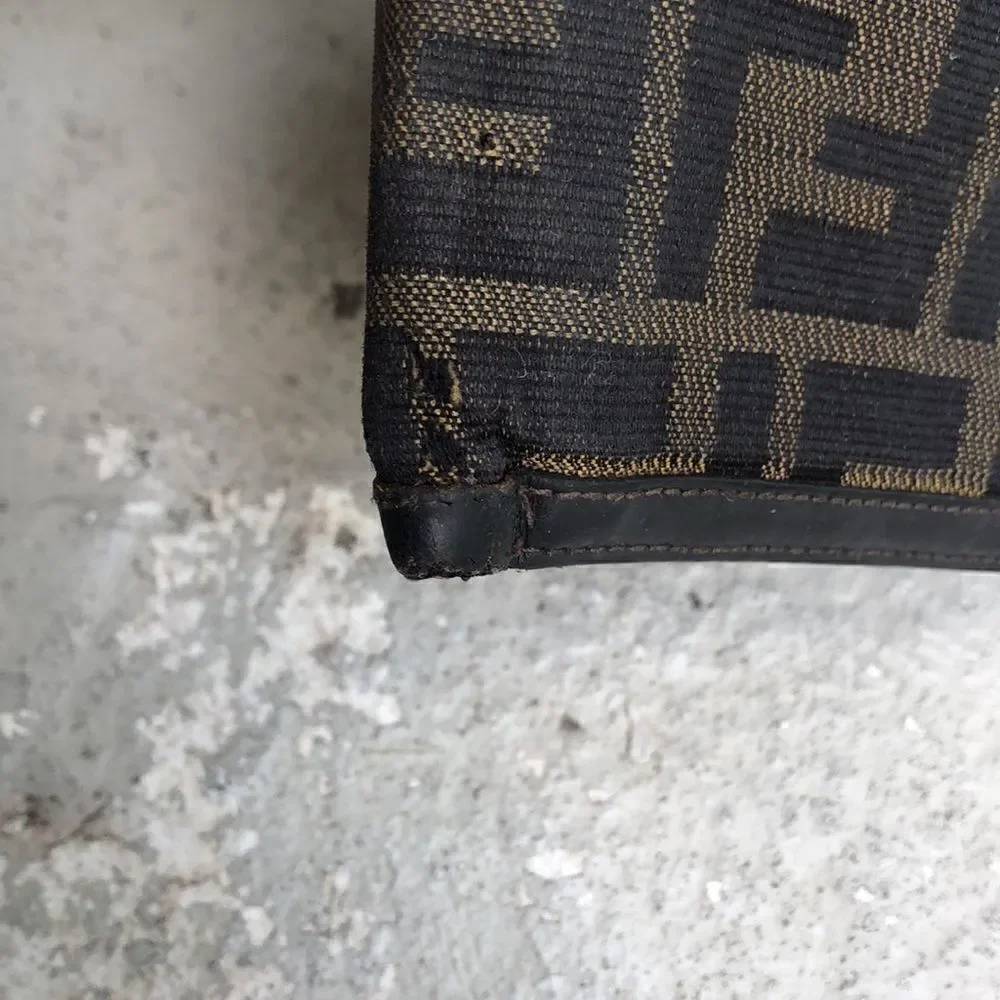 Vintage  Fendi wallet